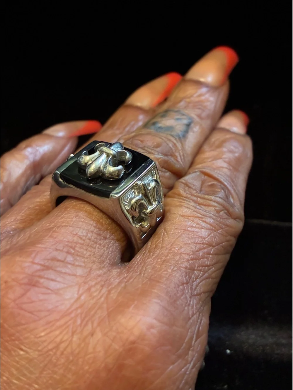 Men’s Stainless Steel Fleur-De-Lis Black Onyx Signet Statement Ring - Size 10